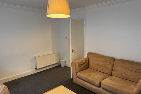 2 bedroom flat to rent, Potterrow, Old Town, Edinburgh, EH8