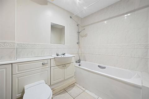 2 bedroom apartment to rent, Springwell Lane, Rickmansworth, WD3