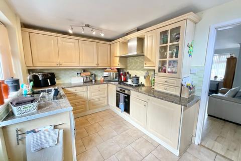 3 bedroom semi-detached house for sale, Lansdowne Road, Crewe, CW1