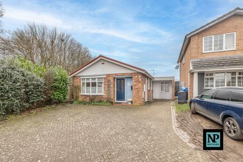 2 bedroom detached bungalow for sale, Quince, Tamworth, B77