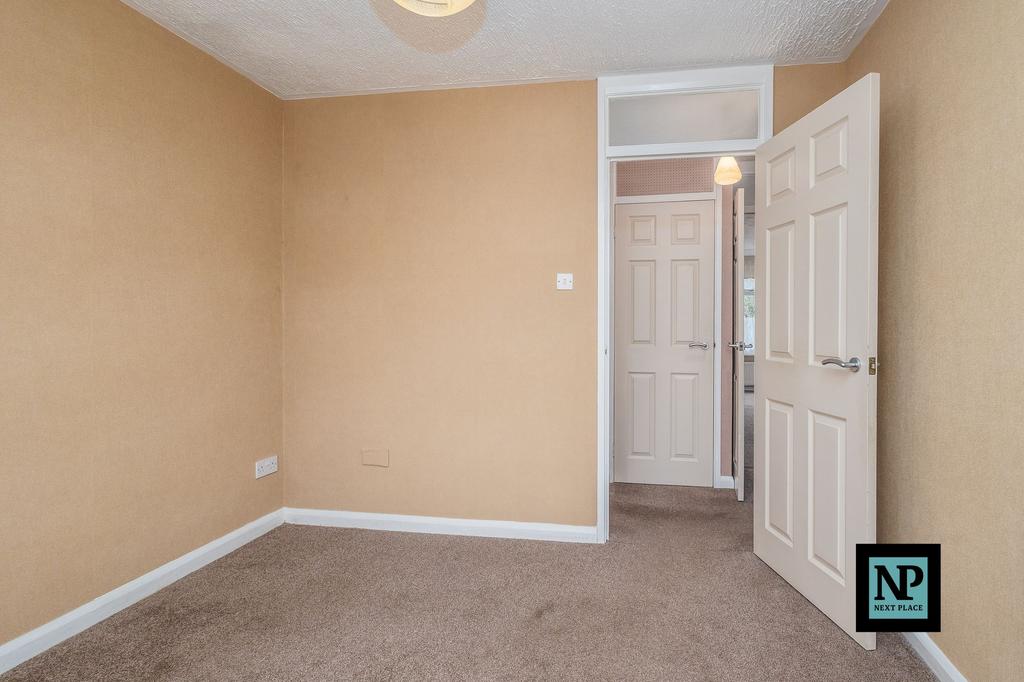 Bedroom 2/ Dining Room