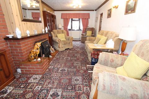 3 bedroom terraced house for sale, Haywharf Road, Brierley Hill DY5