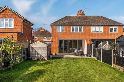 6 Oakdene Close, Brockham, Betchworth, RH3 7JZ