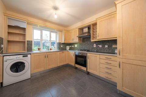 3 bedroom semi-detached house for sale, Applecroft, Northchurch HP4