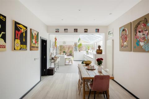 5 bedroom semi-detached house for sale, Ennismore Avenue, London, W4