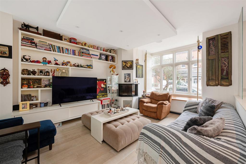 41 Ennismore Avenue Hi-1.jpg