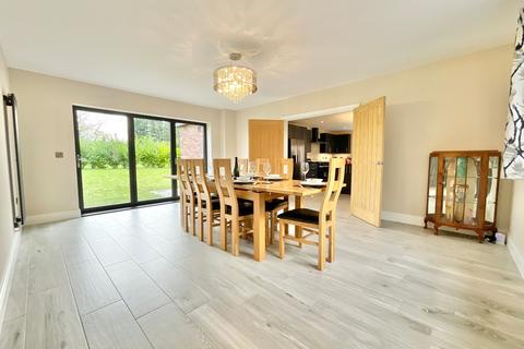 5 bedroom detached house for sale, Pinewood Road, Ashley Heath, TF9