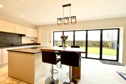 4 bedroom detached house for sale, Broad Lane, Stapeley, CW5