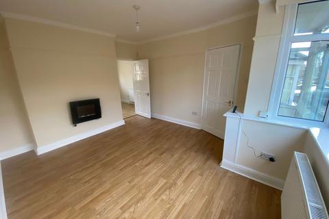 14 Harrow Avenue, Oldham, OL8 4HZ