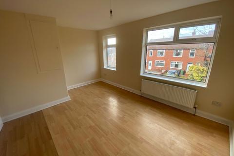 14 Harrow Avenue, Oldham, OL8 4HZ