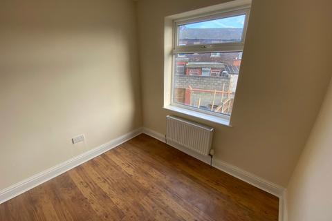 14 Harrow Avenue, Oldham, OL8 4HZ