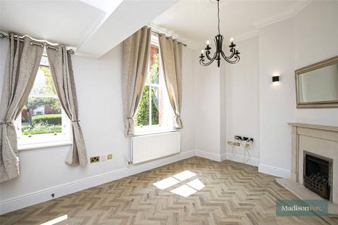 1 bedroom end of terrace house for sale, Hampstead Avenue, Woodford Green IG8