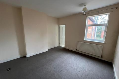 2 bedroom house for sale, Richmond Road, Leicester