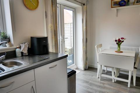 5 Cavendish Close, Calne, SN11 8GX