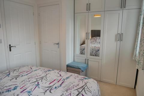 5 Cavendish Close, Calne, SN11 8GX