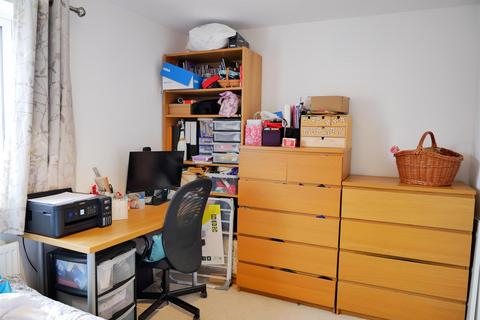 5 Cavendish Close, Calne, SN11 8GX