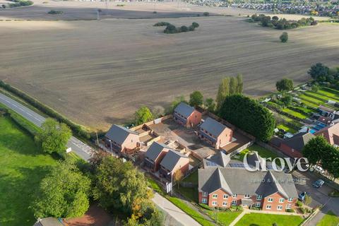 3 bedroom semi-detached house for sale, Blackhalve Lane, Wolverhampton