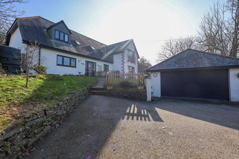 Woodleigh Modus Lane, Sticker, St Austell, PL26 7HQ