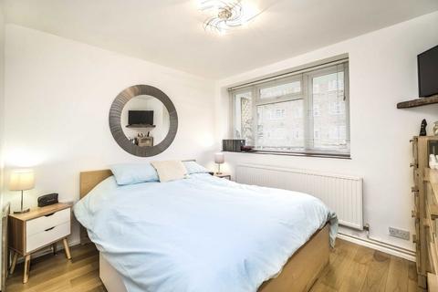 3 bedroom flat for sale, Beech Avenue, London W3