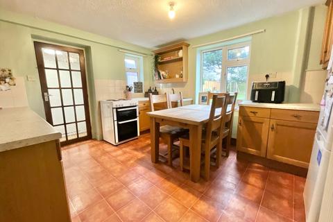 16 Greenfields, Gnosall, Stafford, ST20 0HR