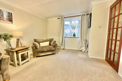 16 Greenfields, Gnosall, Stafford, ST20 0HR