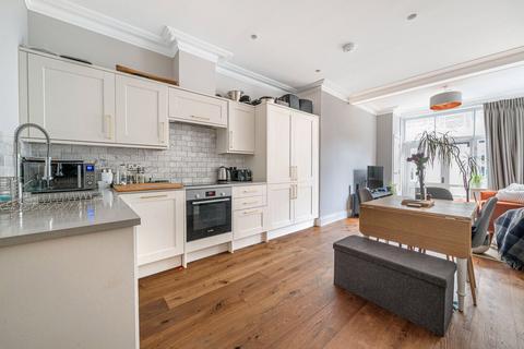 1 bedroom apartment for sale, Catteshall Lane, Godalming, Surrey, GU7