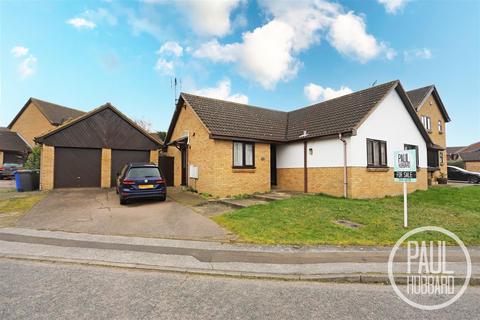 4 bedroom detached bungalow for sale, Akethorpe Way, Lowestoft, NR32