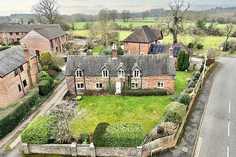 4 bedroom detached house for sale, Yarnfield, Stone, ST15