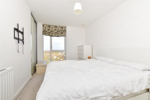 2 bedroom flat for sale, Glebe Way, West Wickham, Kent