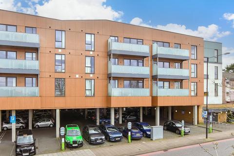 2 bedroom flat for sale, Glebe Way, West Wickham, Kent