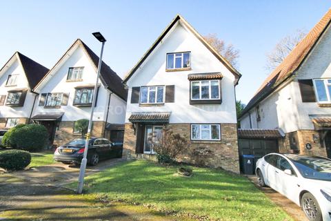 5 bedroom detached house for sale, Warbank Lane, Kingston Upon Thames