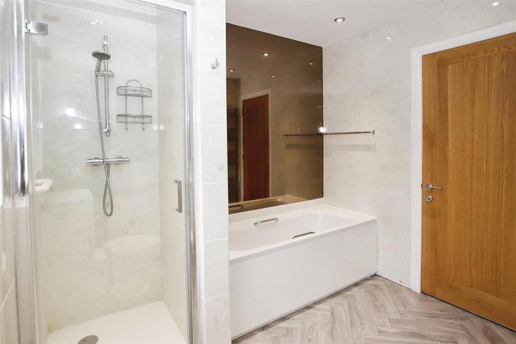First floor four piece bathroom