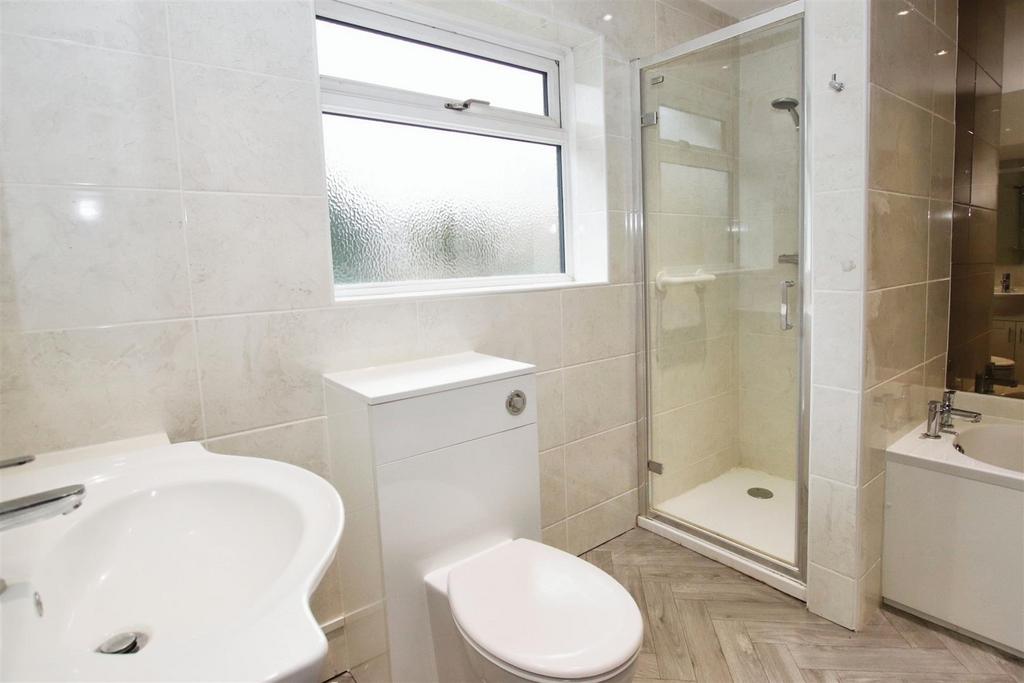 First floor four piece bathroom