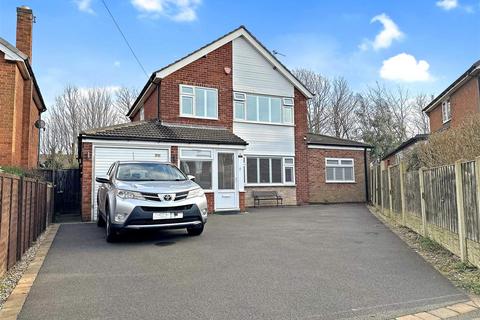 3 bedroom detached house for sale, Fairway, Newark