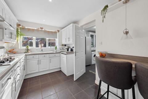 8 Braemar Close, Grantham, NG31 9PB