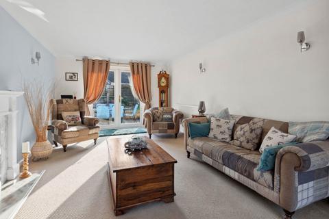 8 Braemar Close, Grantham, NG31 9PB