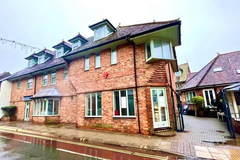 Office to rent, Queen Street, Lymington, Hampshire, SO41