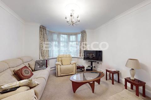 4 bedroom terraced house for sale, Tonbridge Crescent, Middlesex HA3