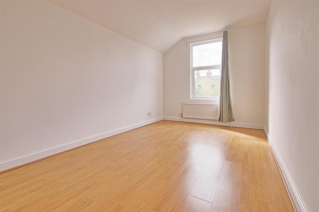 Bedroom 2.jpg
