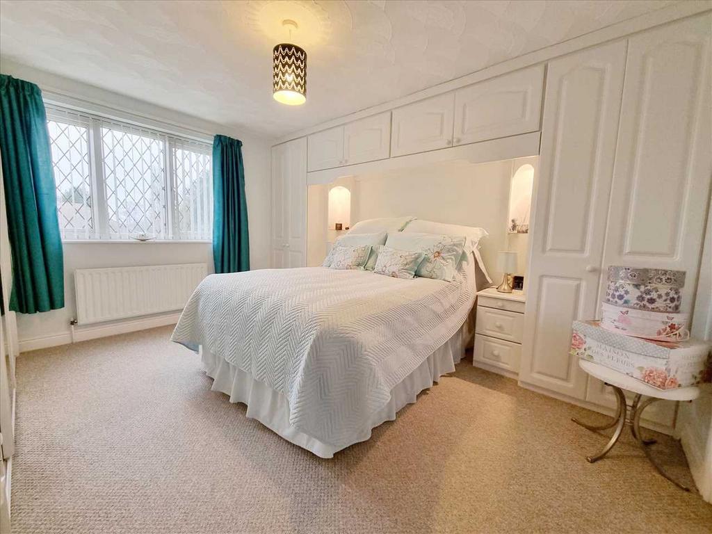 Bedroom 1:
