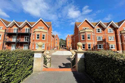 2 bedroom flat for sale, East Cliff