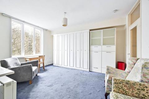 Studio for sale, Earls Court Road, Kensington, London, W8