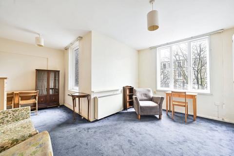 Studio for sale, Earls Court Road, Kensington, London, W8