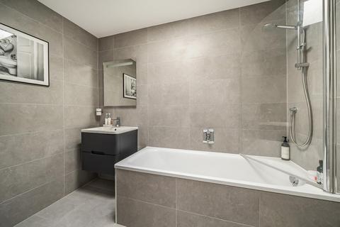 2 bedroom flat for sale, Villiers Road, Kingston upon Thames, Surrey, KT1