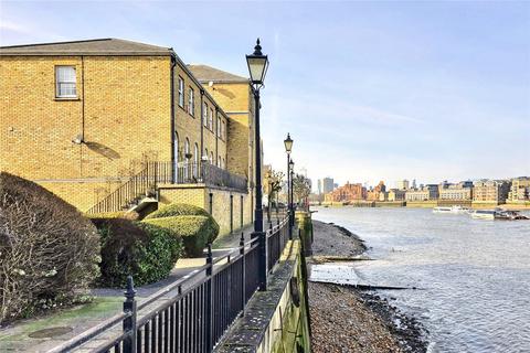 26 Edward Square, London, SE16 5EE