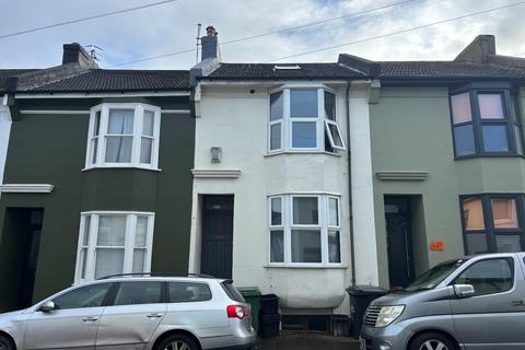 6 bedroom house to rent, Islingword Street, Brighton
