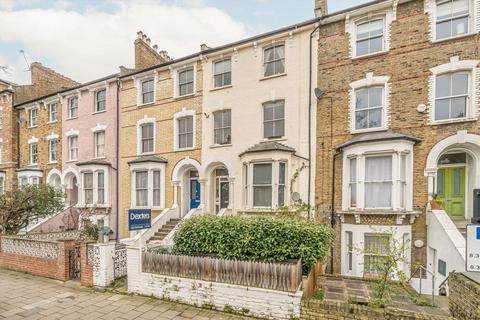 3 bedroom flat for sale, Amhurst Road, London N16