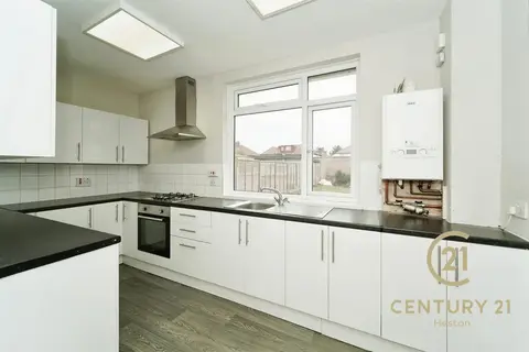 undefined, Great West Road, HOUNSLOW TW5