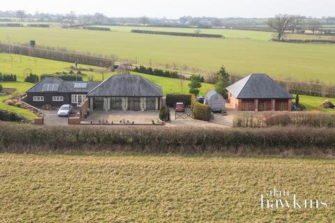 3 bedroom barn conversion for sale, Clyffe Pypard, SN4 7