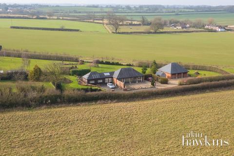 3 bedroom barn conversion for sale, Clyffe Pypard, SN4 7